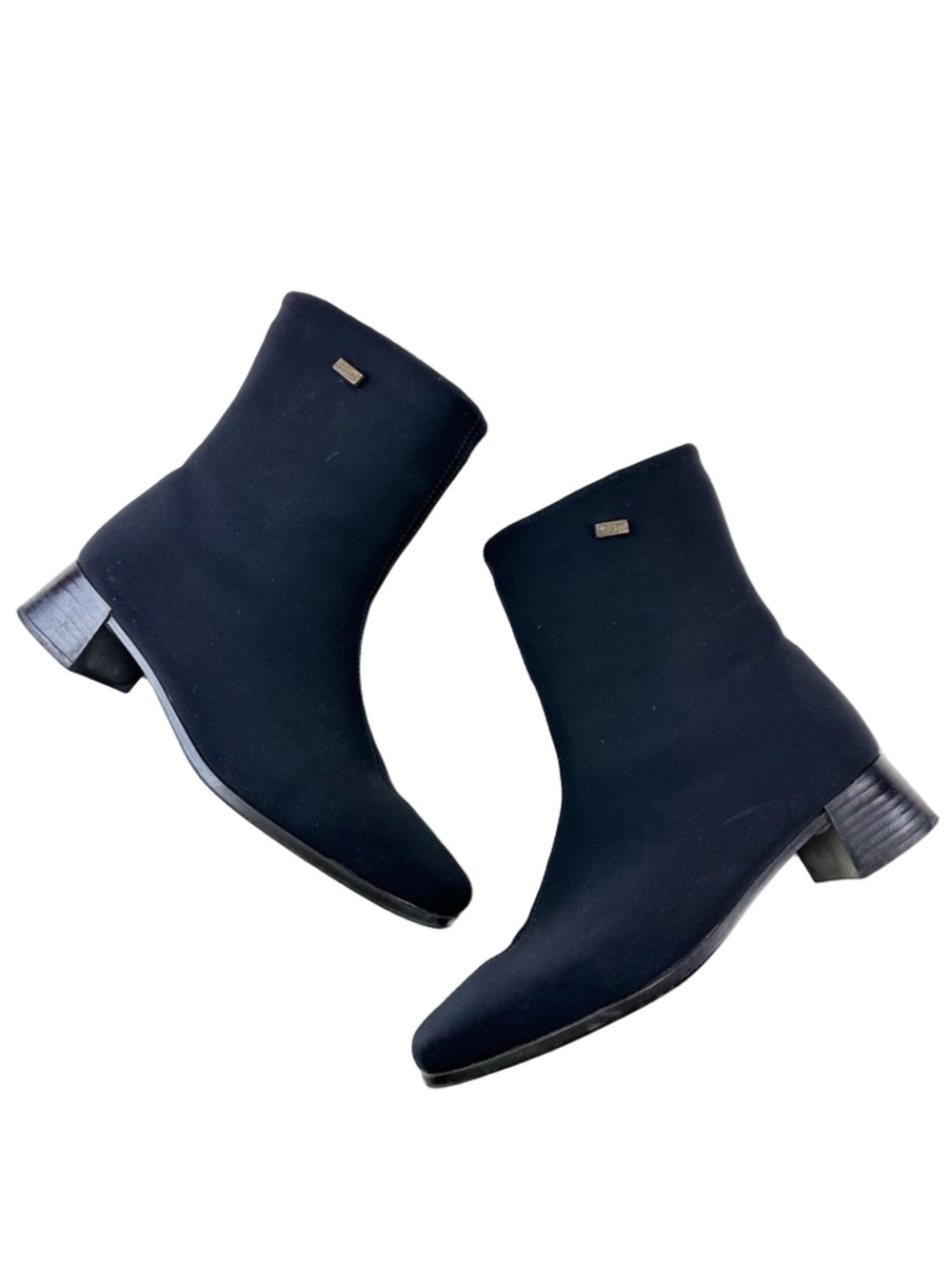 Reiker black nylon winter boot Womens Size 36 low heel square toe sleek mofern